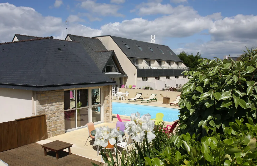 Carnac Lodge Hotel & Spa-1
