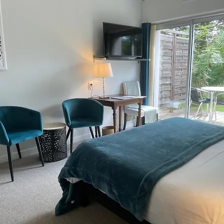 Carnac Lodge Hotel & Spa-2